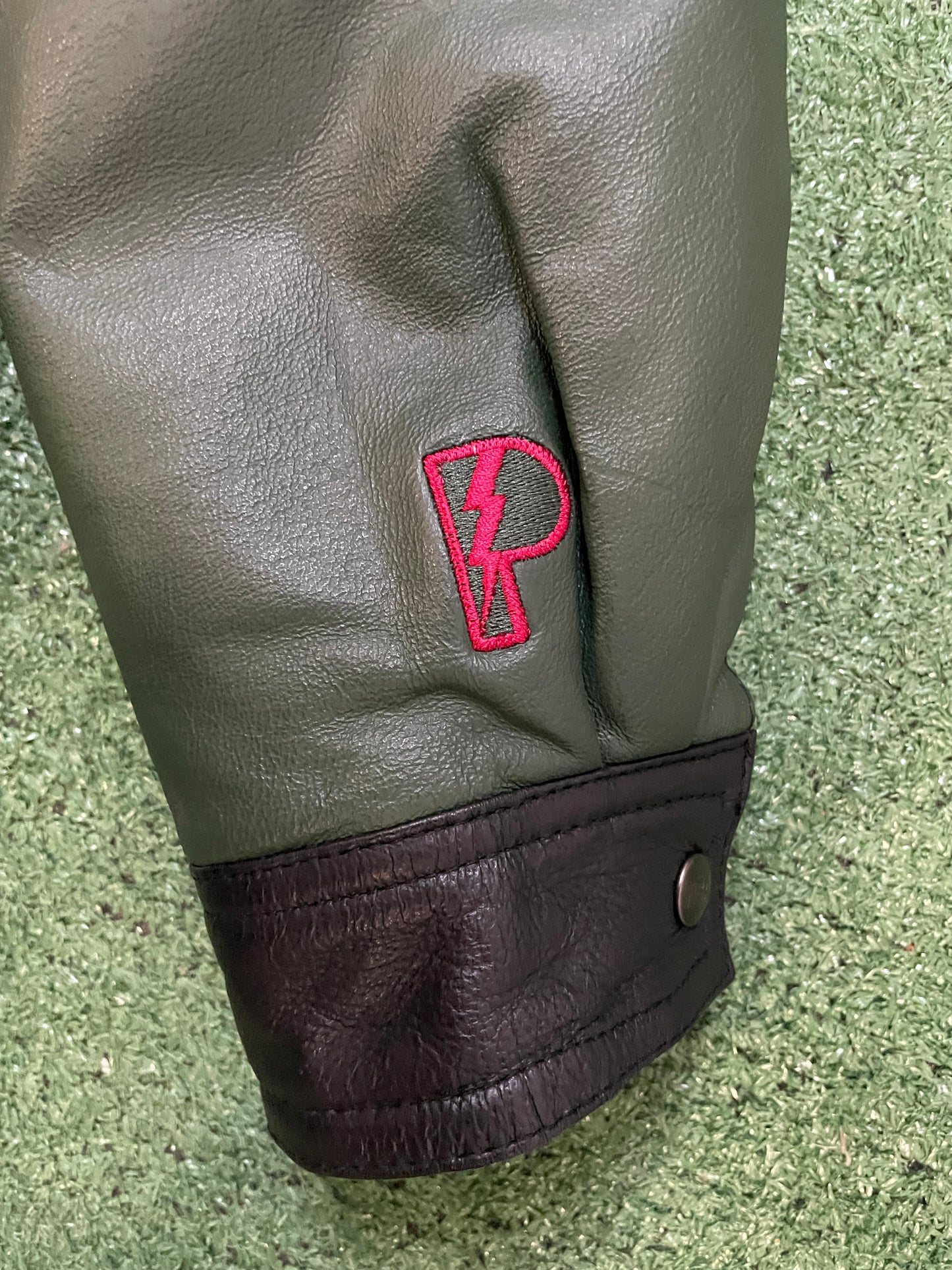 Vintage 1990s Seattle Sonics pro player Sonics jacket