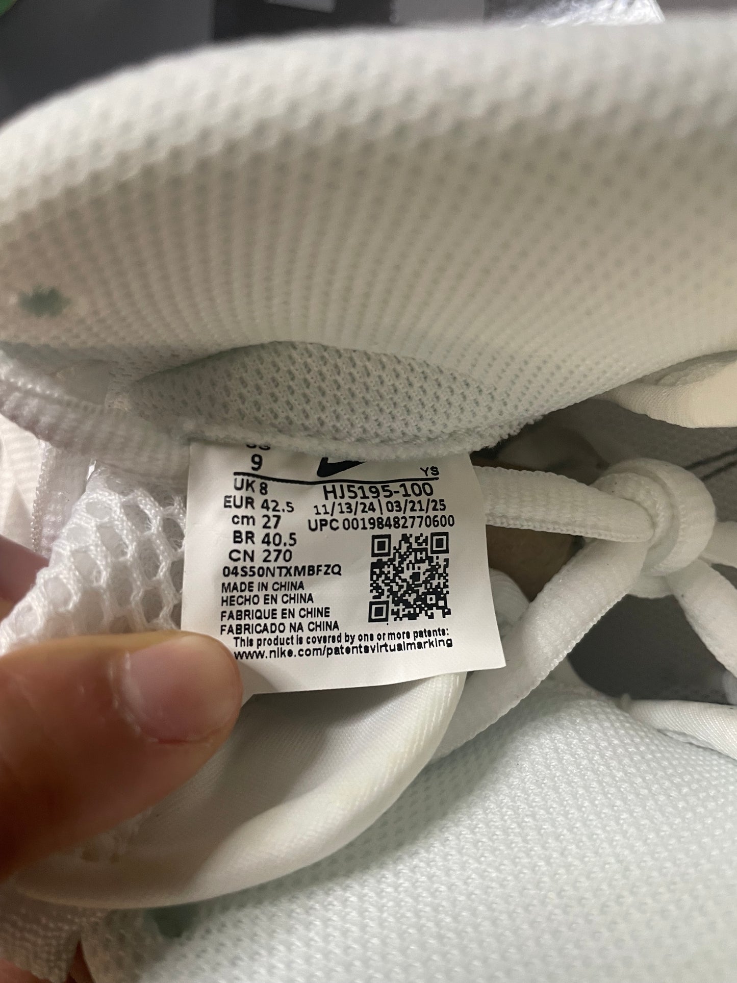 Nike Air Foamposite One triple white