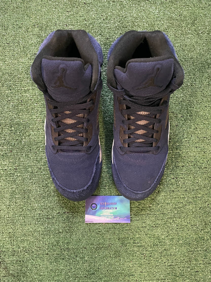 Air Jordan 5 midnight navy size 11men/12.5women
