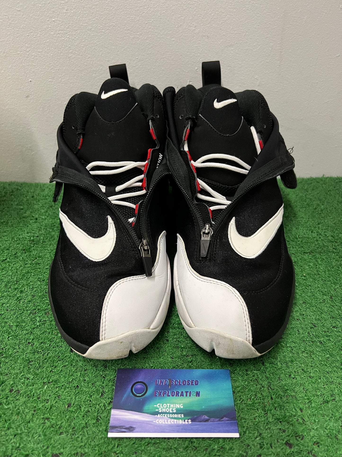 Nike Air Zoom flight 98 the glove  black & white og size 12men/13.5women