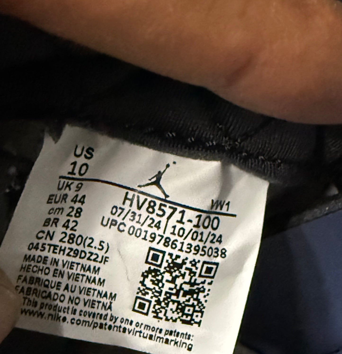 Jordan 3 A Ma Maniere Diffused Blue 10 Men/11.5 Women “Preowned”
