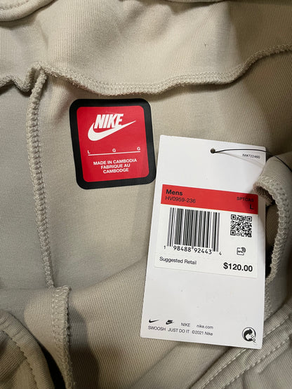 Nike Tech Fleece cream & black pants