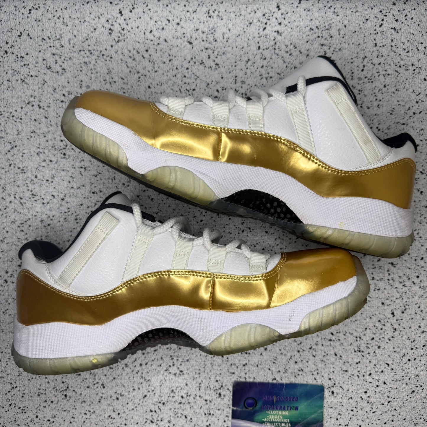 Jordan 11 Low Closing Ceremony 9.5 Men “Preowned”