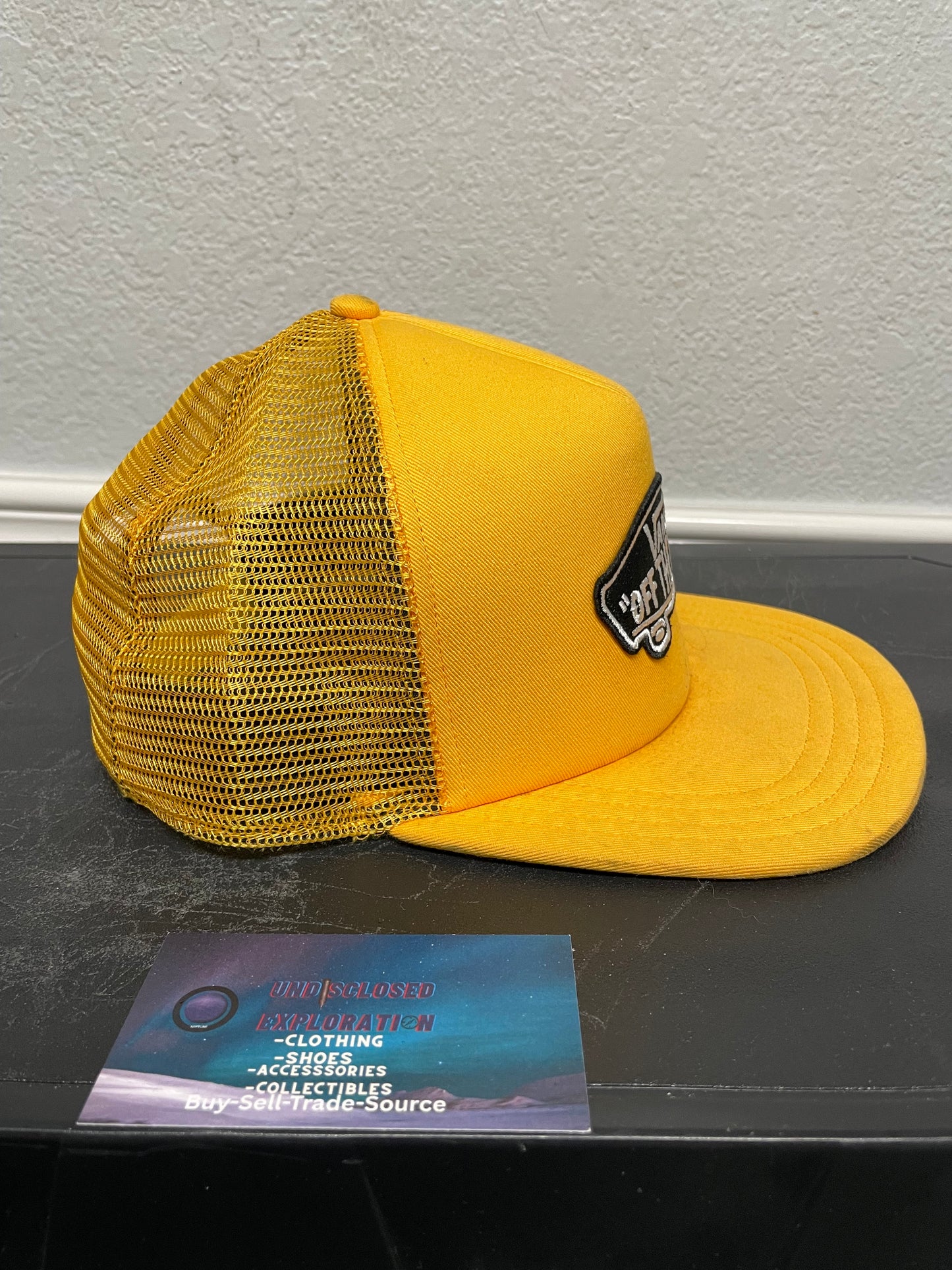 Vans Off The Wall yellow mesh hat