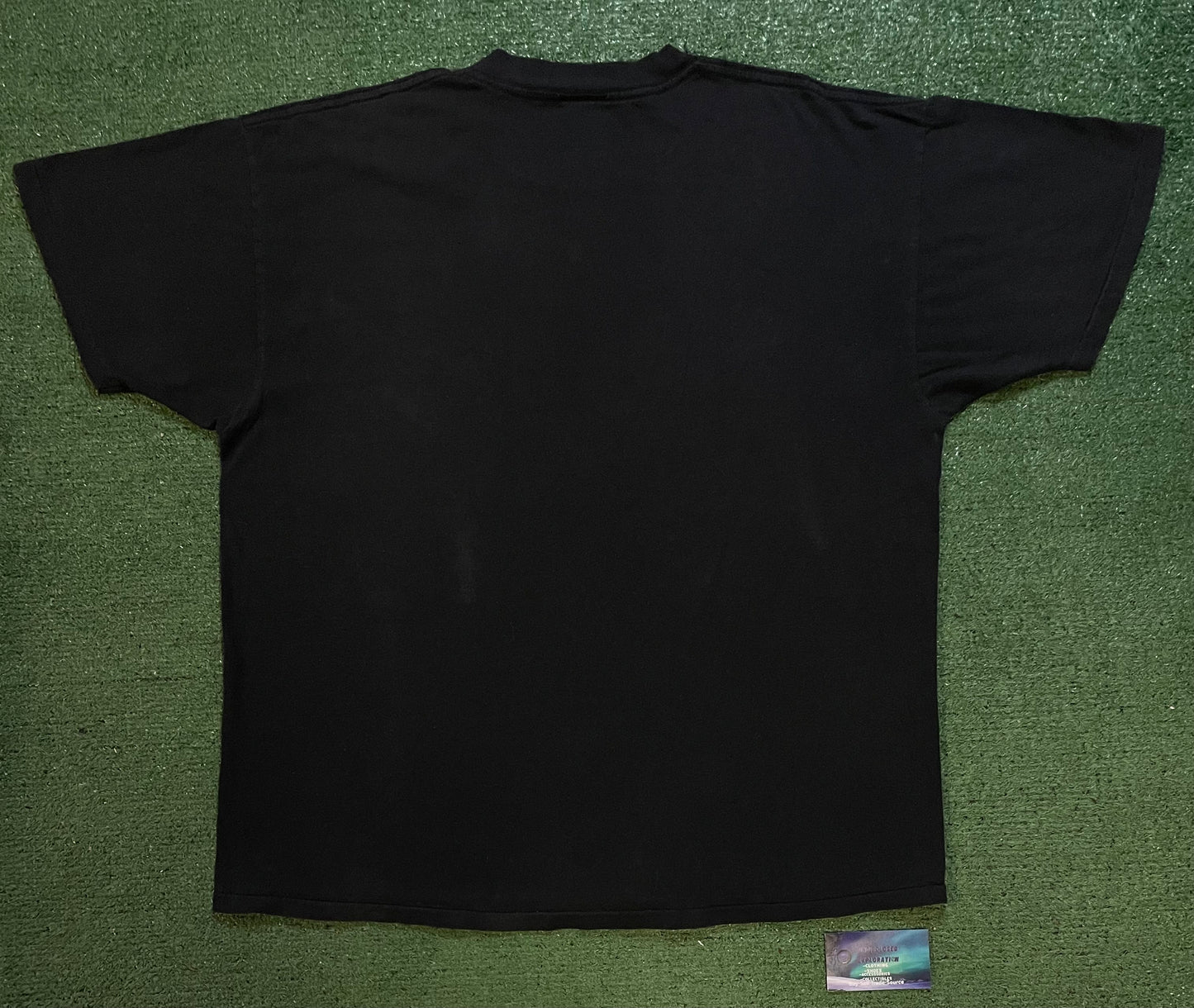 Vintage 1990s Mickey Mouse illustration city tee