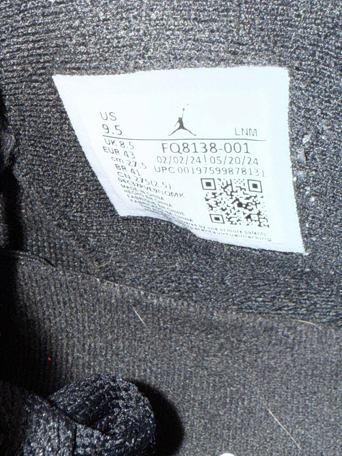 Jordan 4 White Thunder 9.5 Men/11 Women “Preowned”