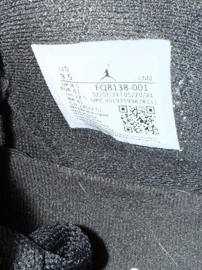Jordan 4 White Thunder 9.5 Men/11 Women “Preowned”
