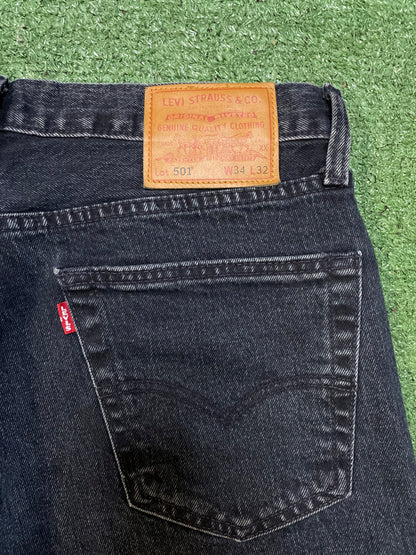 Levi 501 dark wash denim jeans