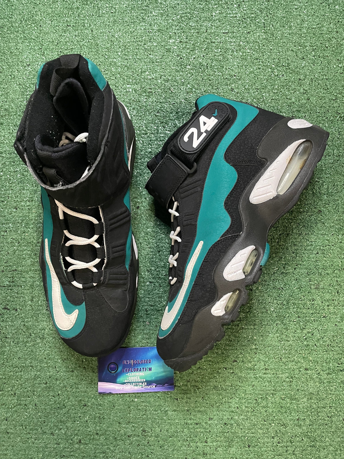 Nike air Griffey max 1 black freshwater 2011  size 10.5men/12women