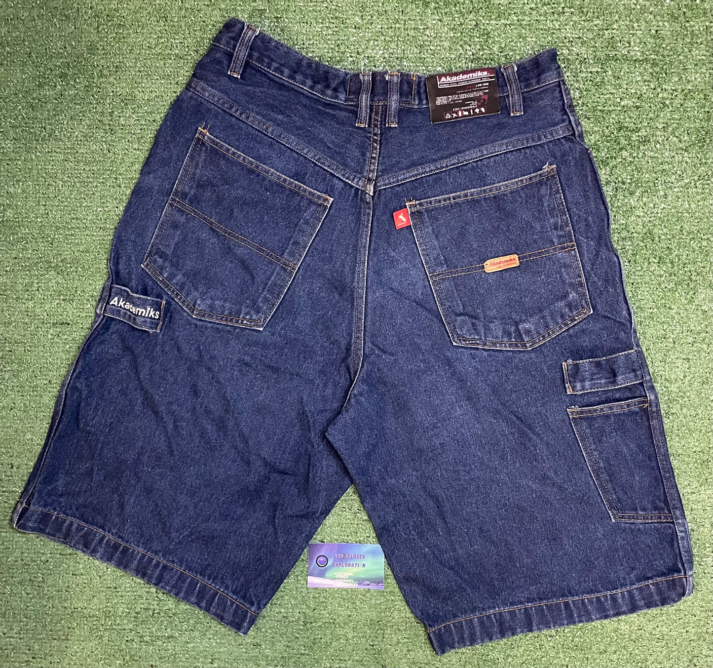 Vintage 2000s Akademiks Jean shorts