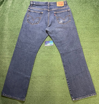 Levi 517 bootcut jeans