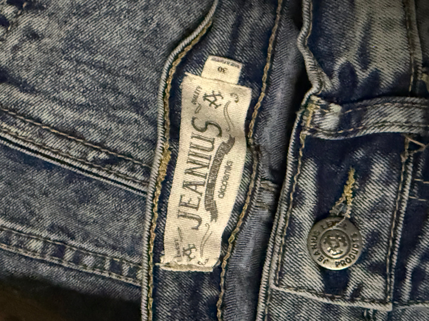 Vintage Akademiks Jorts