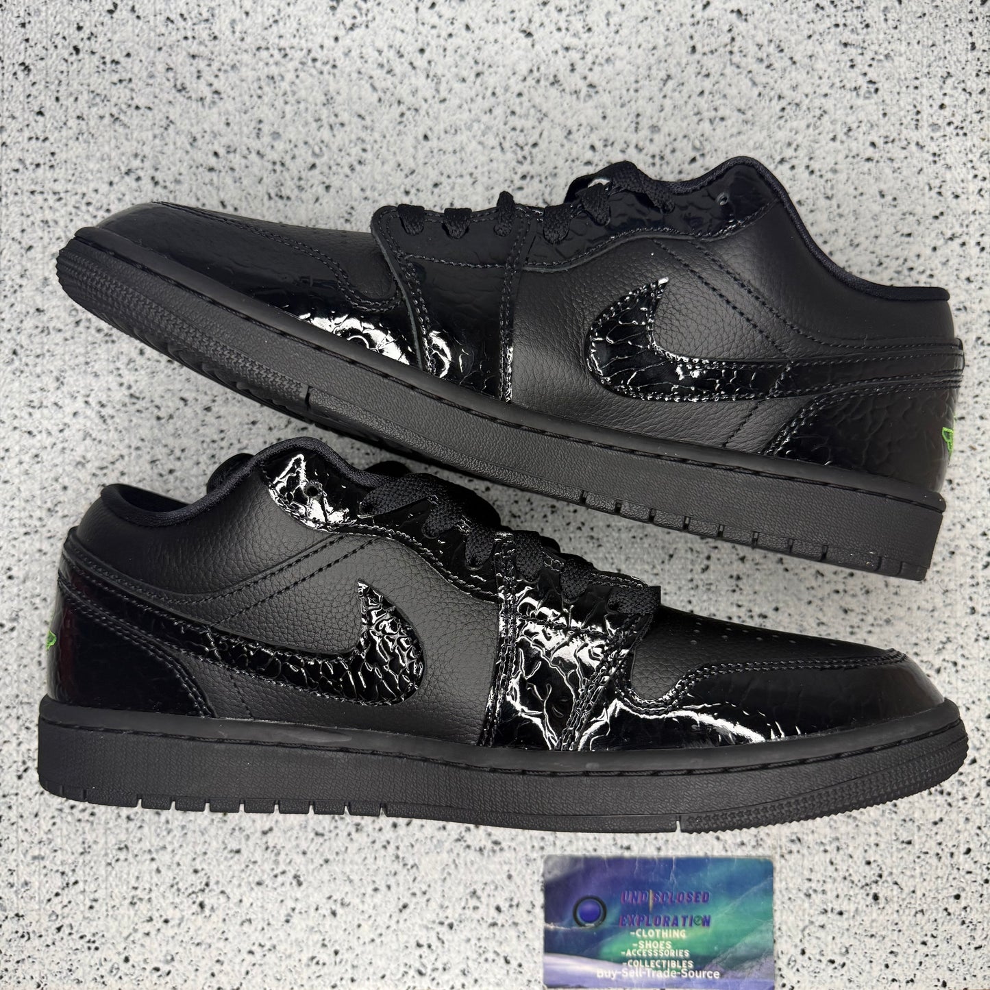Jordan 1 Low Black Scream Green