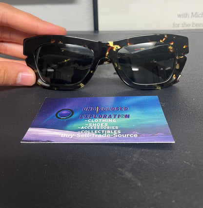 Burberry tortoise BE4454 sunglasses
