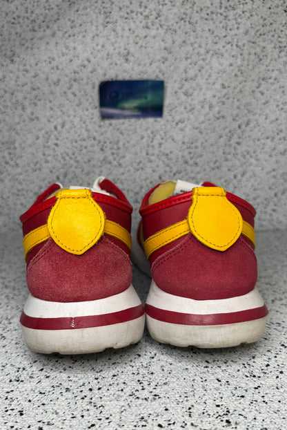 Nike Roshe Cortez 12 Men/13.5 Women “Preowned”