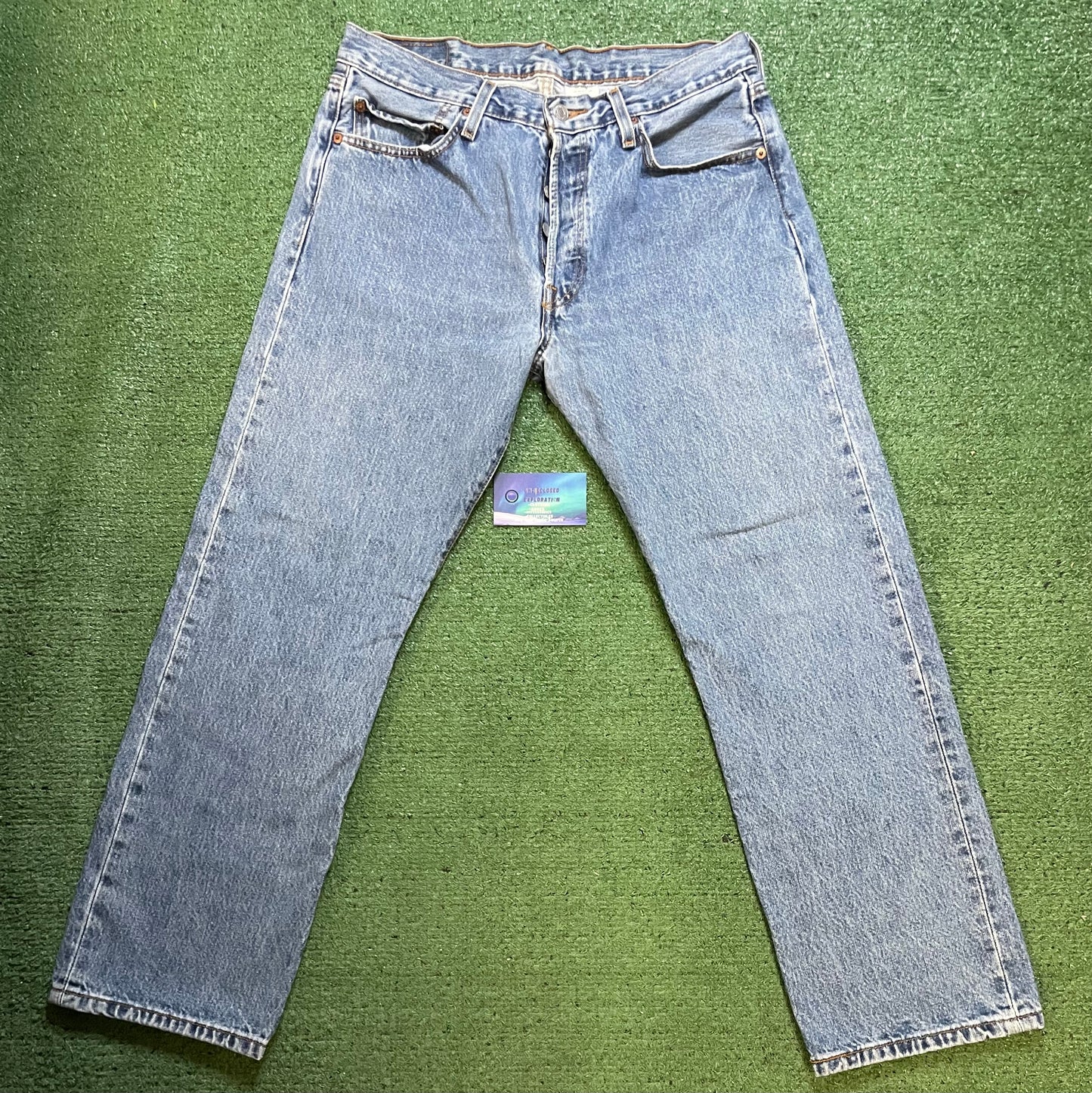 Vintage Levi 501 light wash jeans