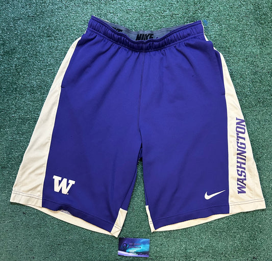 Nike UW University of Washington shorts