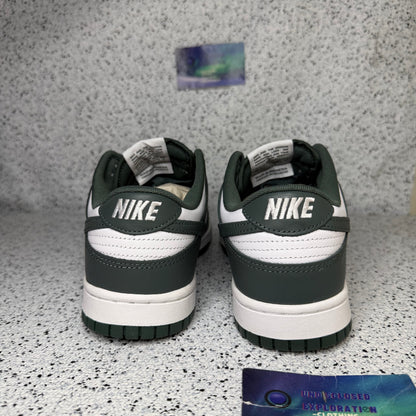 Nike Dunk Low Vintage Green