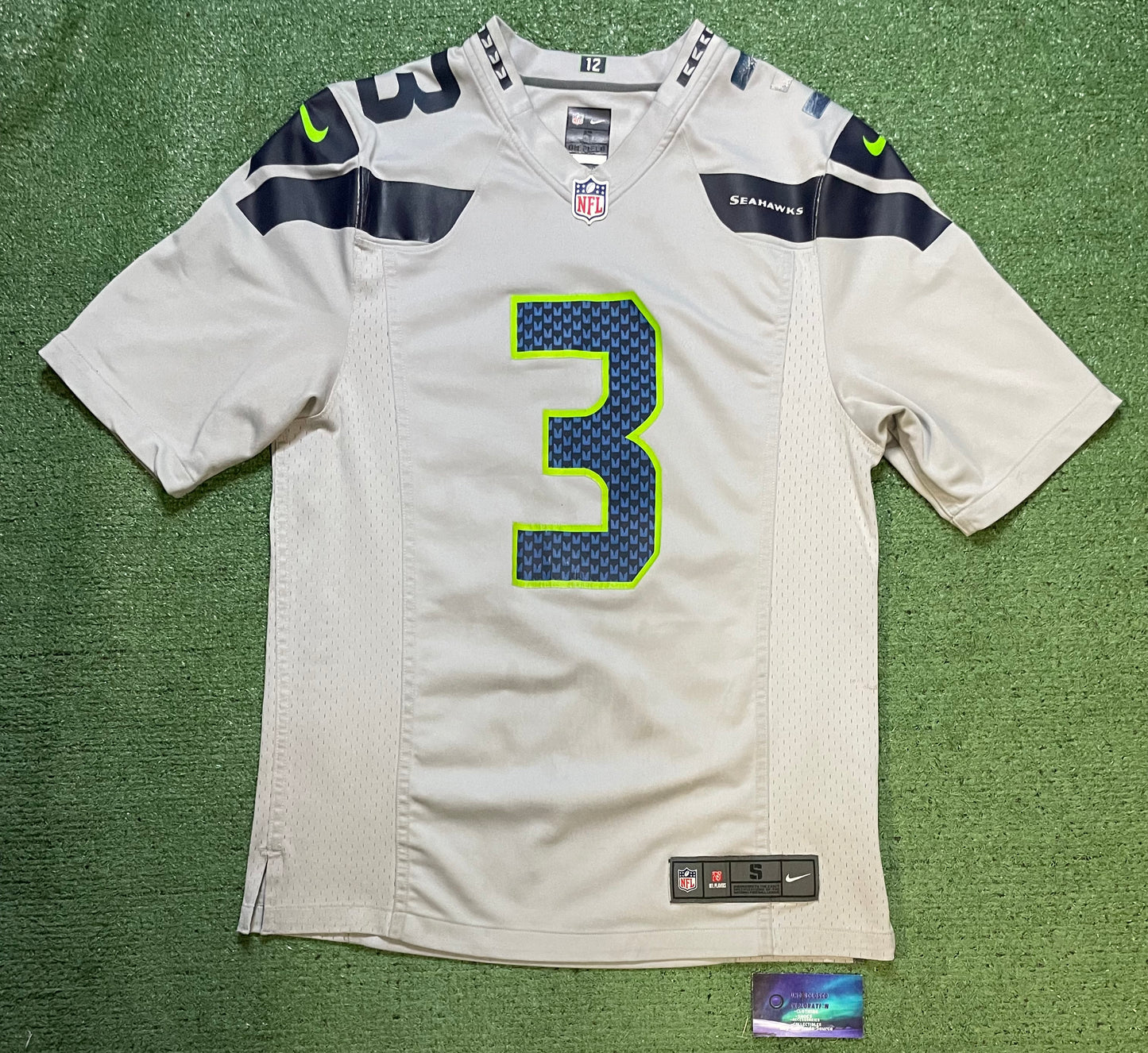 Nike Seattle Seahawks Russell Wilson #3 grey jersey