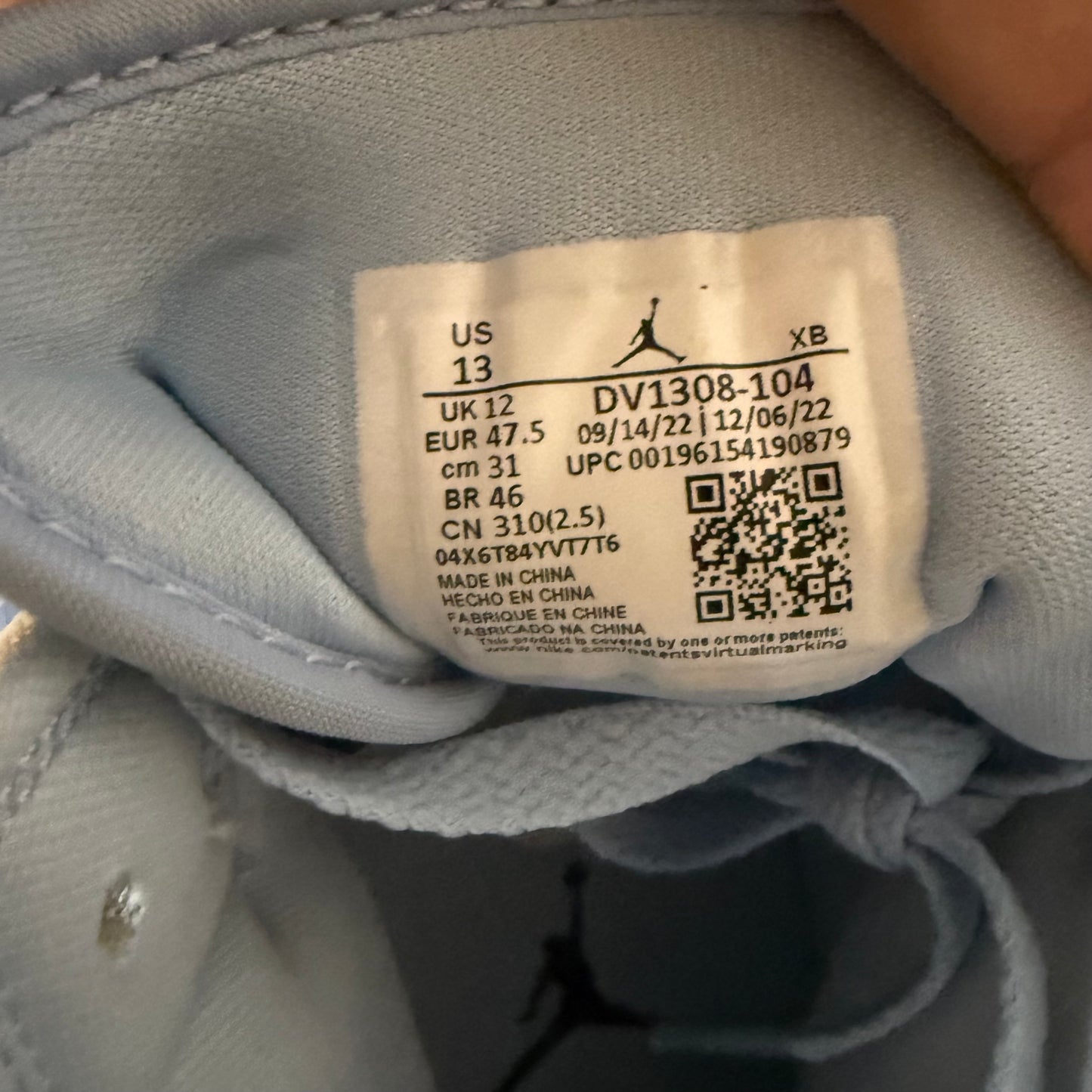 Jordan 1 Mid Ice Blue