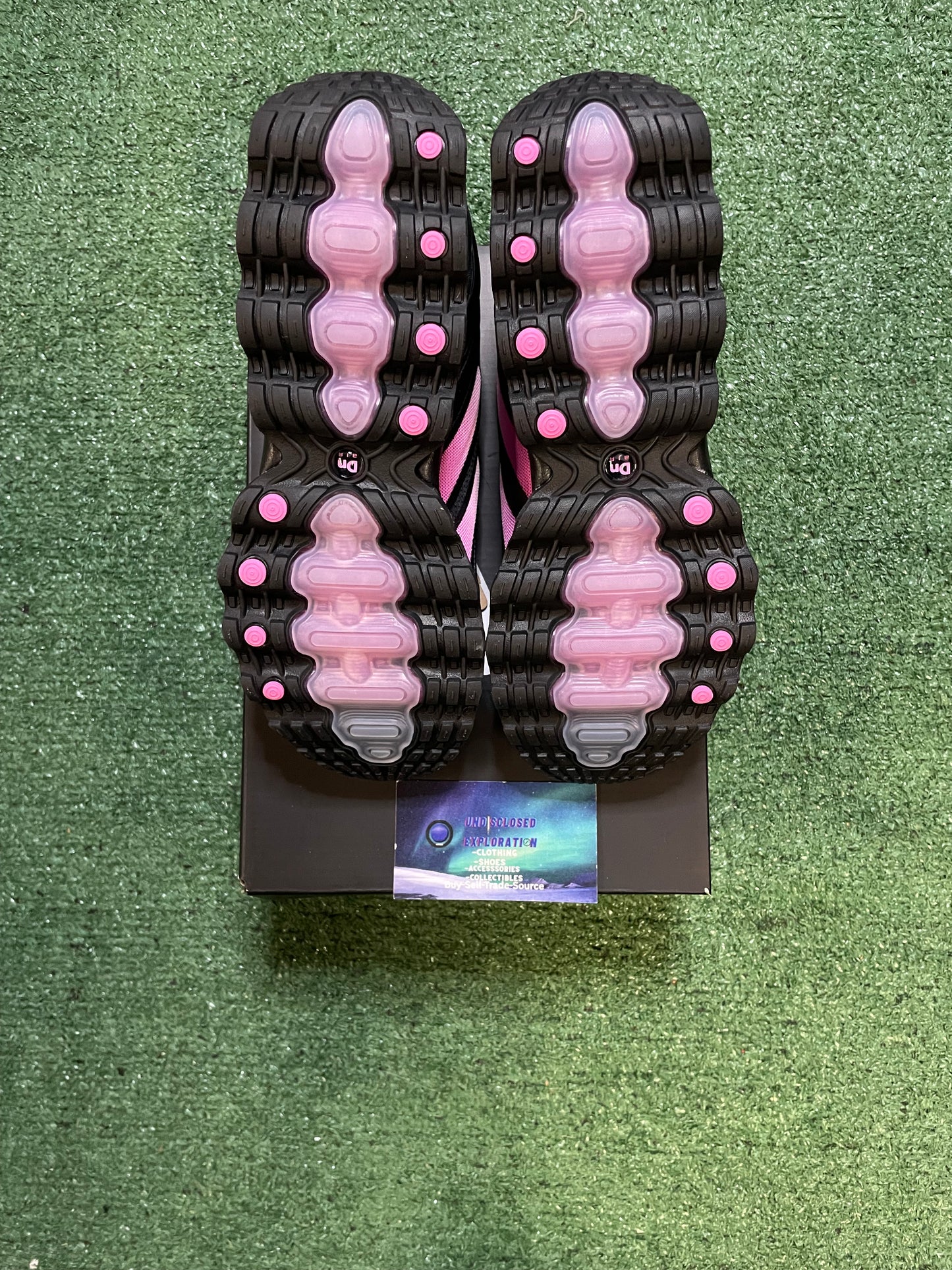 Nike Air Max Dn8 black pink foam