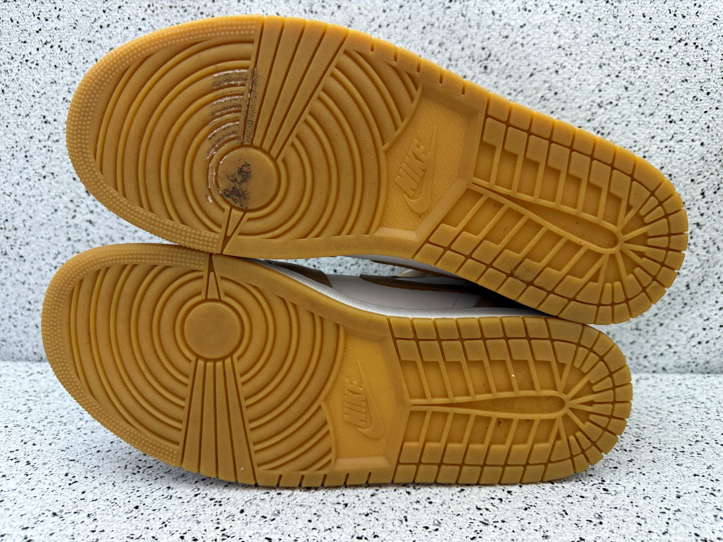 Jordan 1 Mid Tan 11 Men/12.5 Women “Preowned”