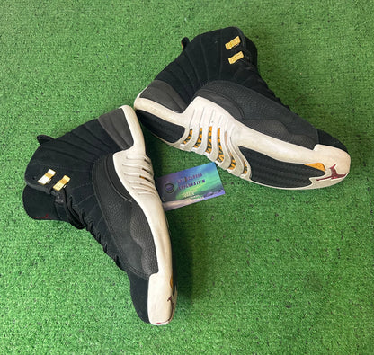 Jordan 12 reverse taxi size 8.5men/10women