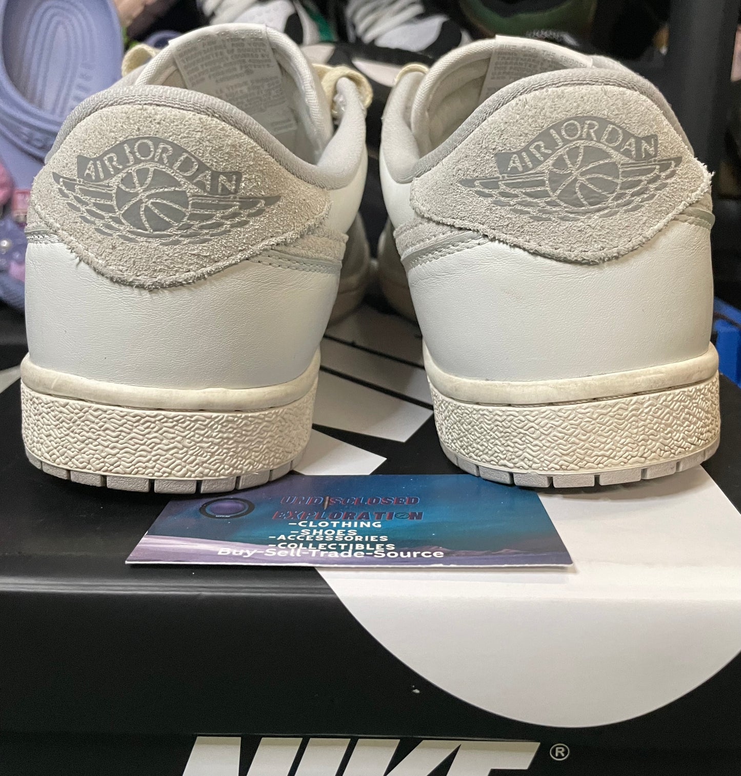 Air Jordan 1 Retro Low OG neutral grey size 10men/11.5women