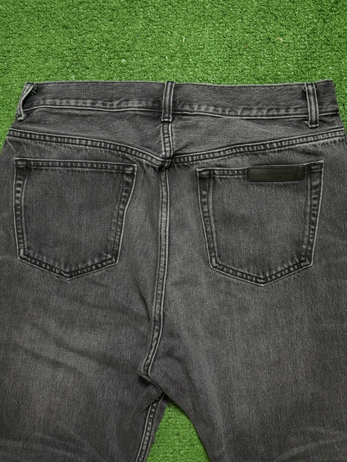 Fear Of God Essentials Jeans Grey
