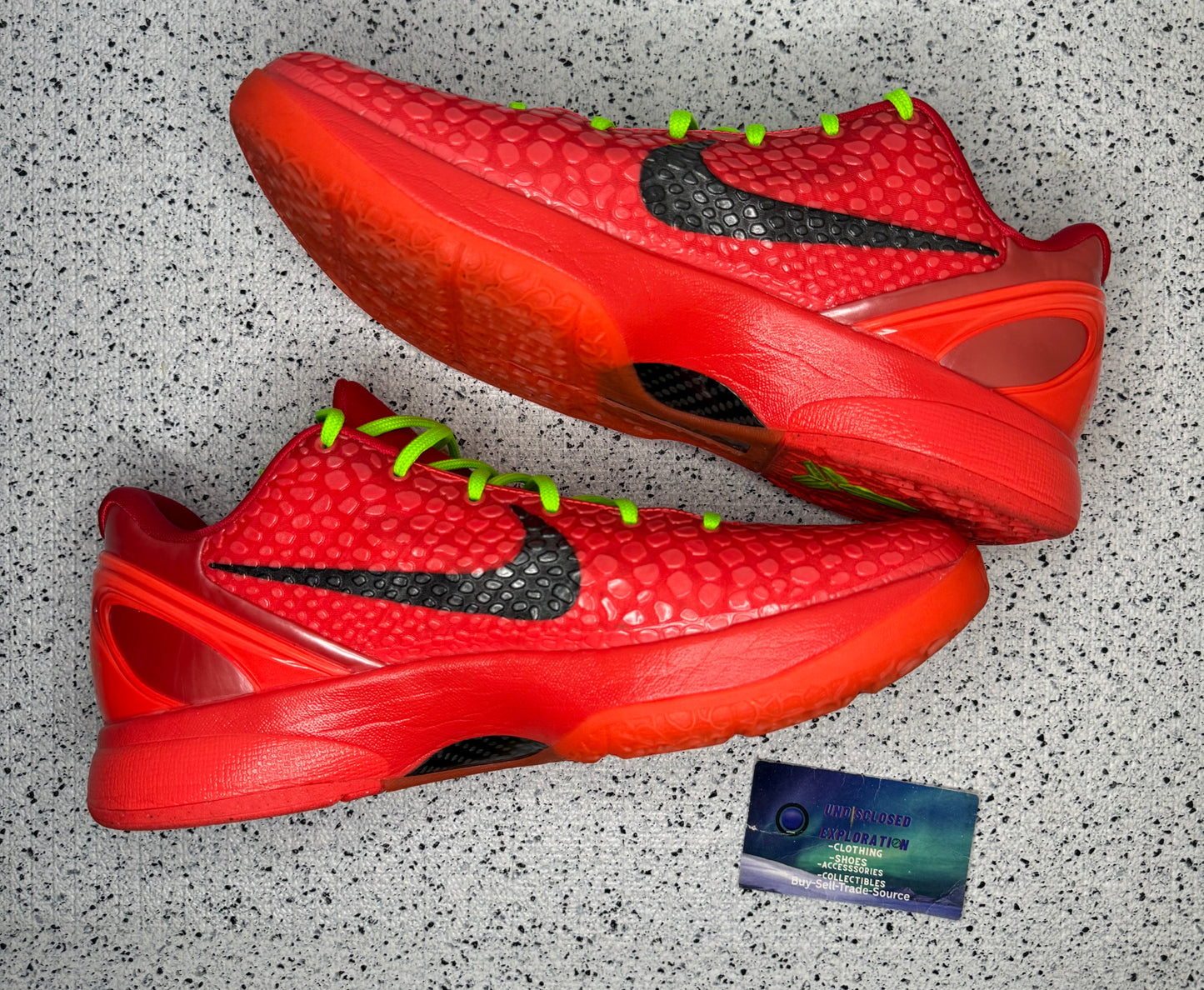 Kobe 6 Reverse Grinch 11.5 Men/13 Women “Preowned”