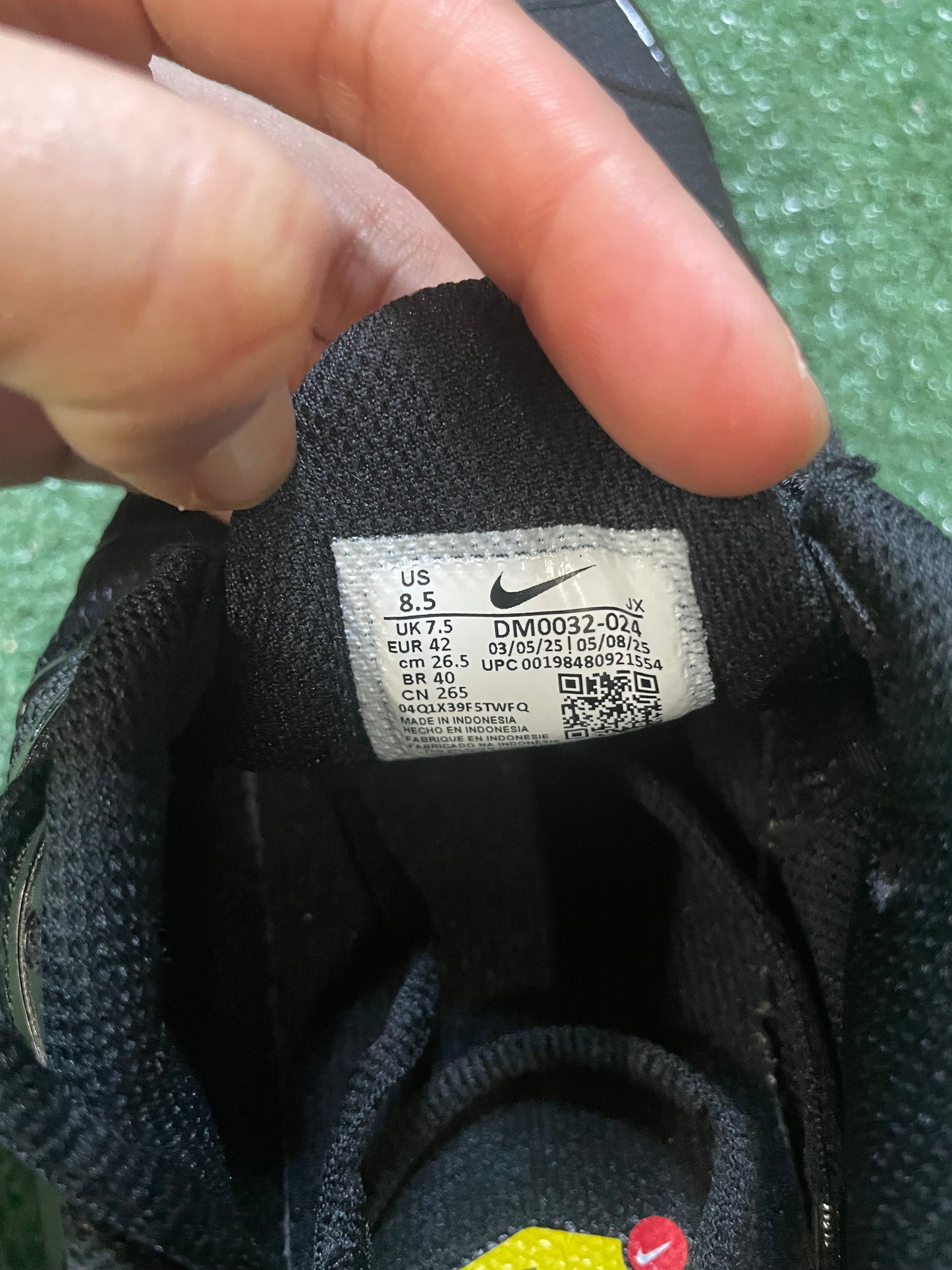 Nike air max plus green strike