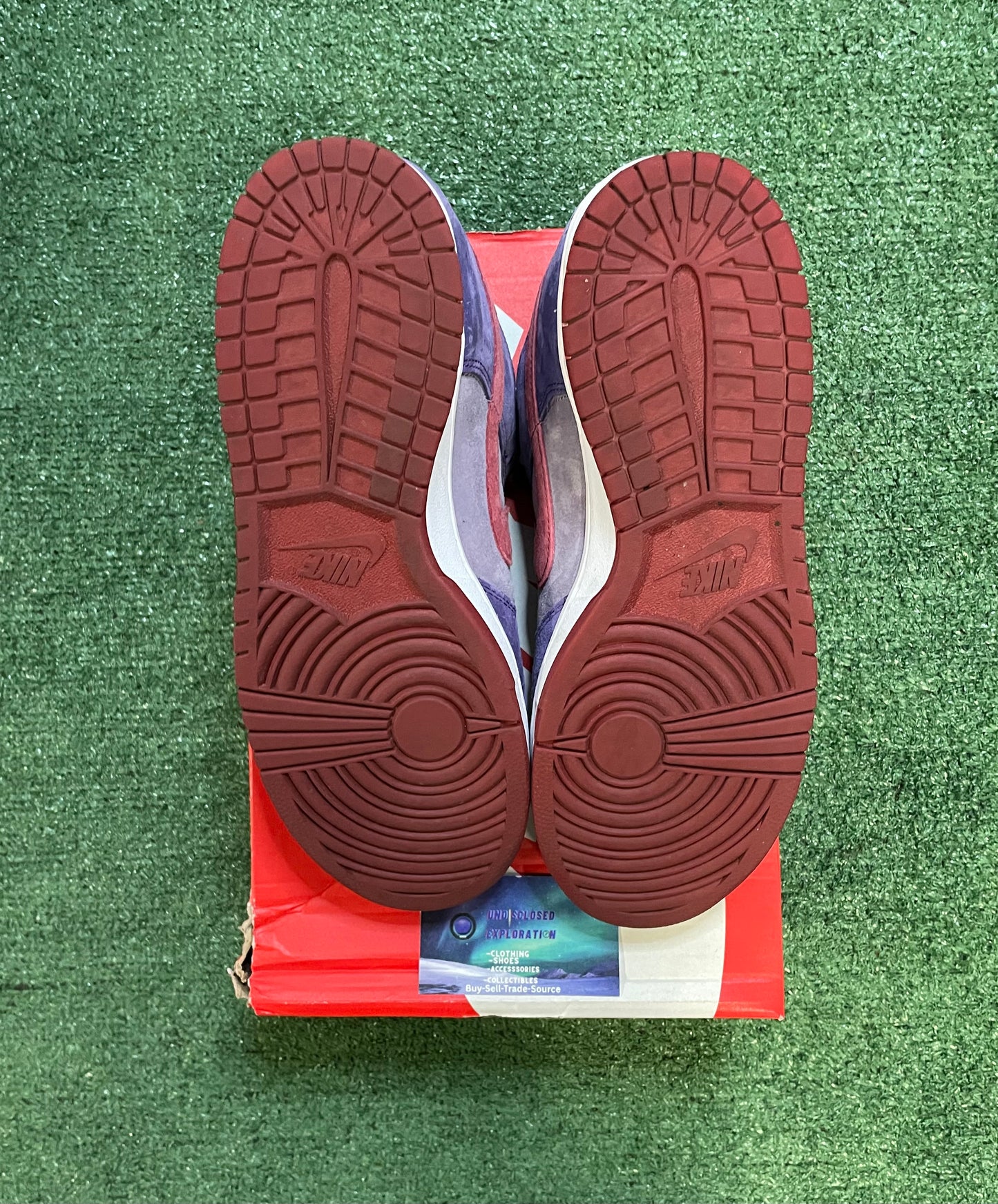 Nike Dunk Low plum size 11men/12.5women
