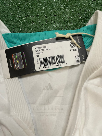 AMG PETRONAS FORMULA 1 TEAM DRIVER JERSEY