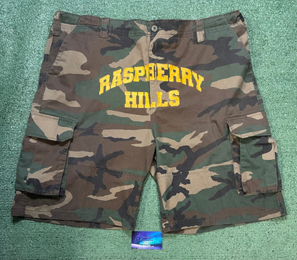Gv Gallery Raspberry hills camo shorts