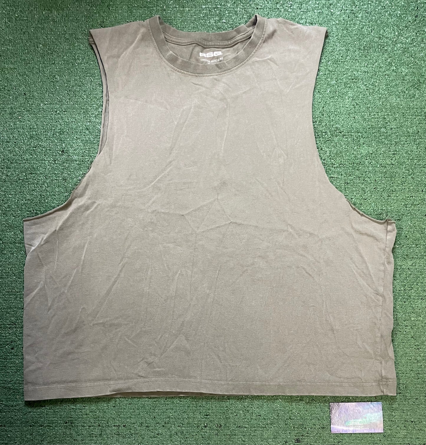 RSQ cropped olive Muscle tee