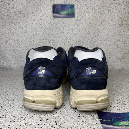 New Balance 2002r Navy Grey 10.5 Men “Preowned”