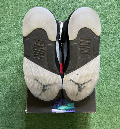 Jordan 5 metallic reimagined size 12men/13.5women