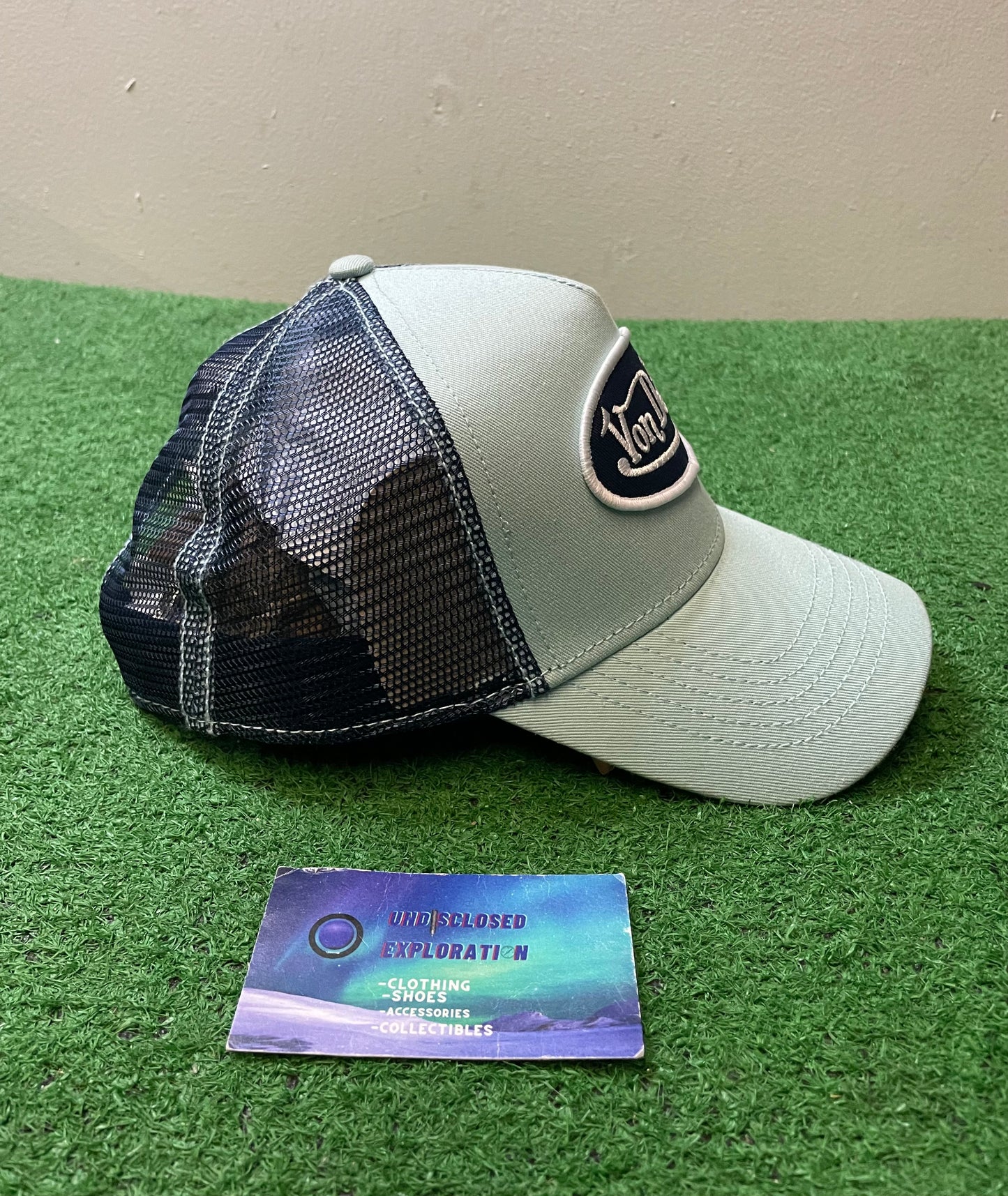 Von Dutch blue staple hat
