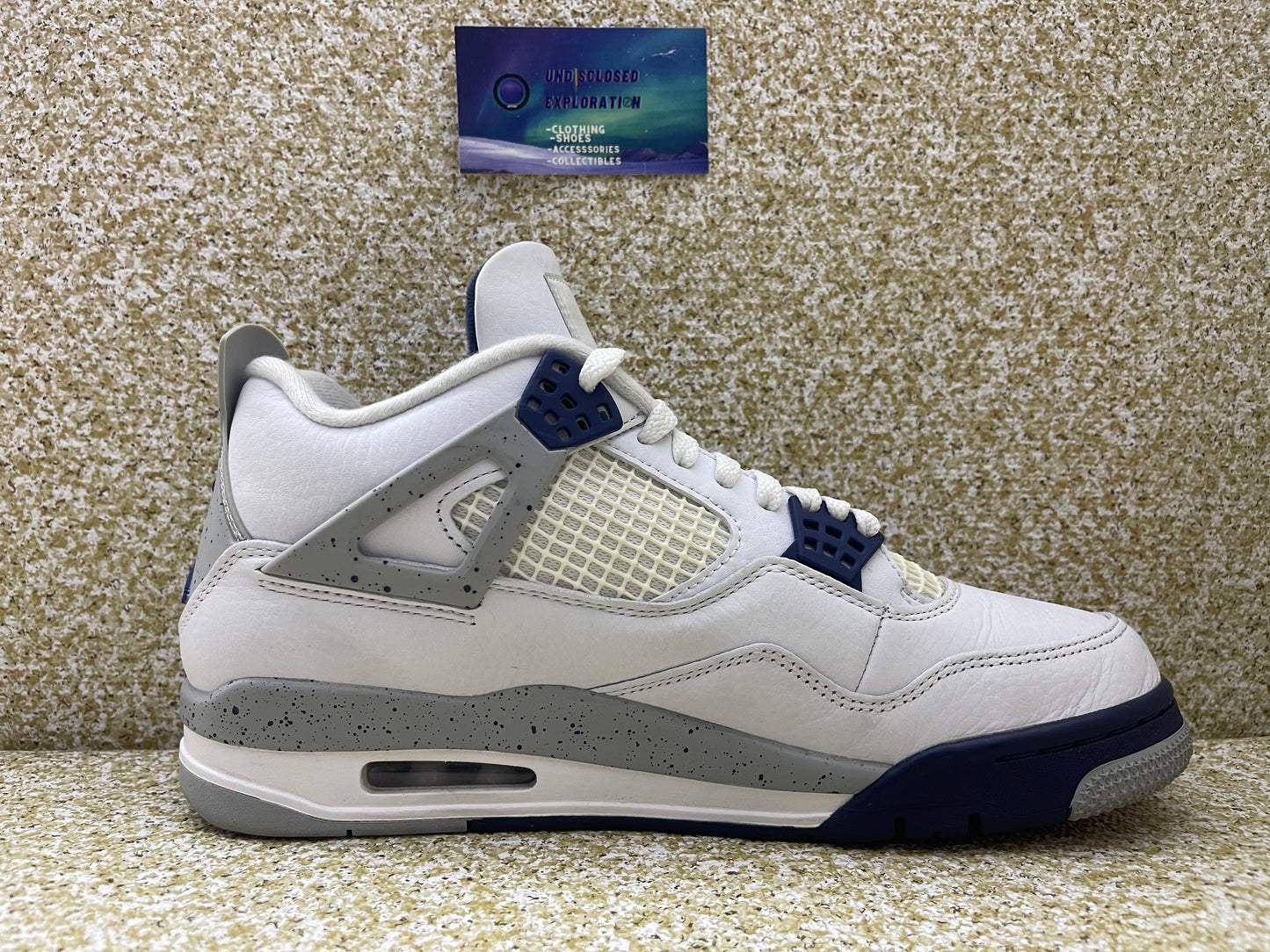 Jordan 4 Midnight Navy 9.5 Men/11 Women “Preowned”