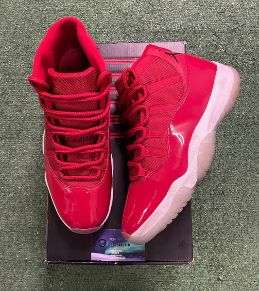Air Jordan 11 win like 96 size 11.5men/13women