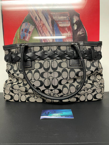 COACH Hampton Siganture shoulder bag