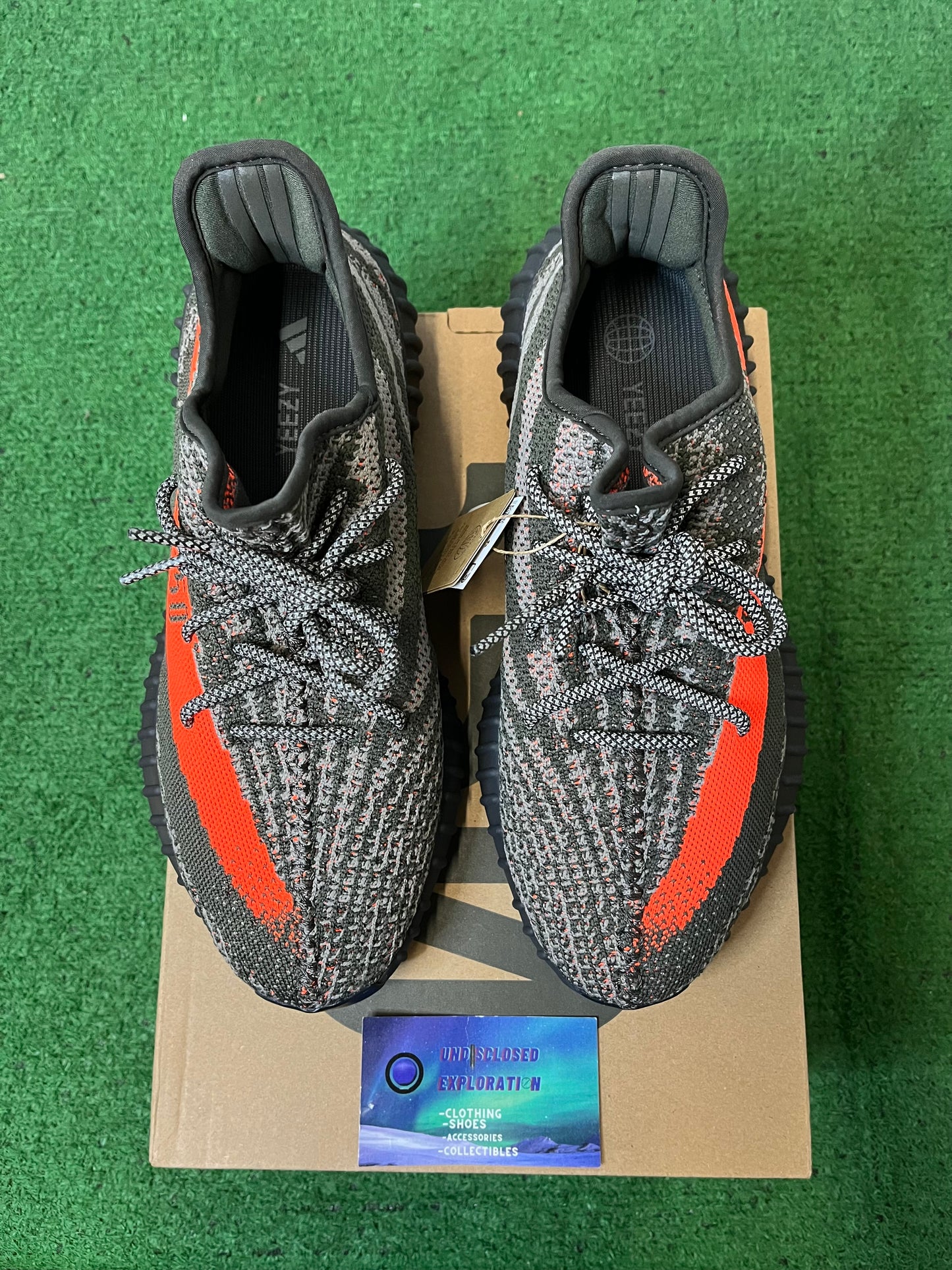 Yeezy Boost 350 V2 carbon Beluga