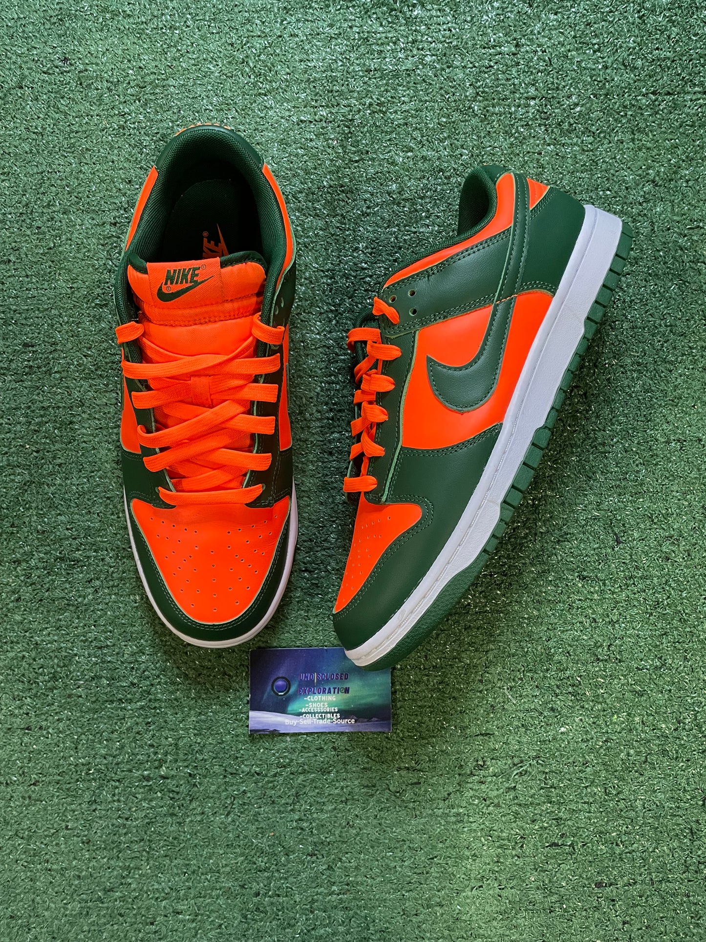 Nike dunk low hurricane size 10.5men/12women