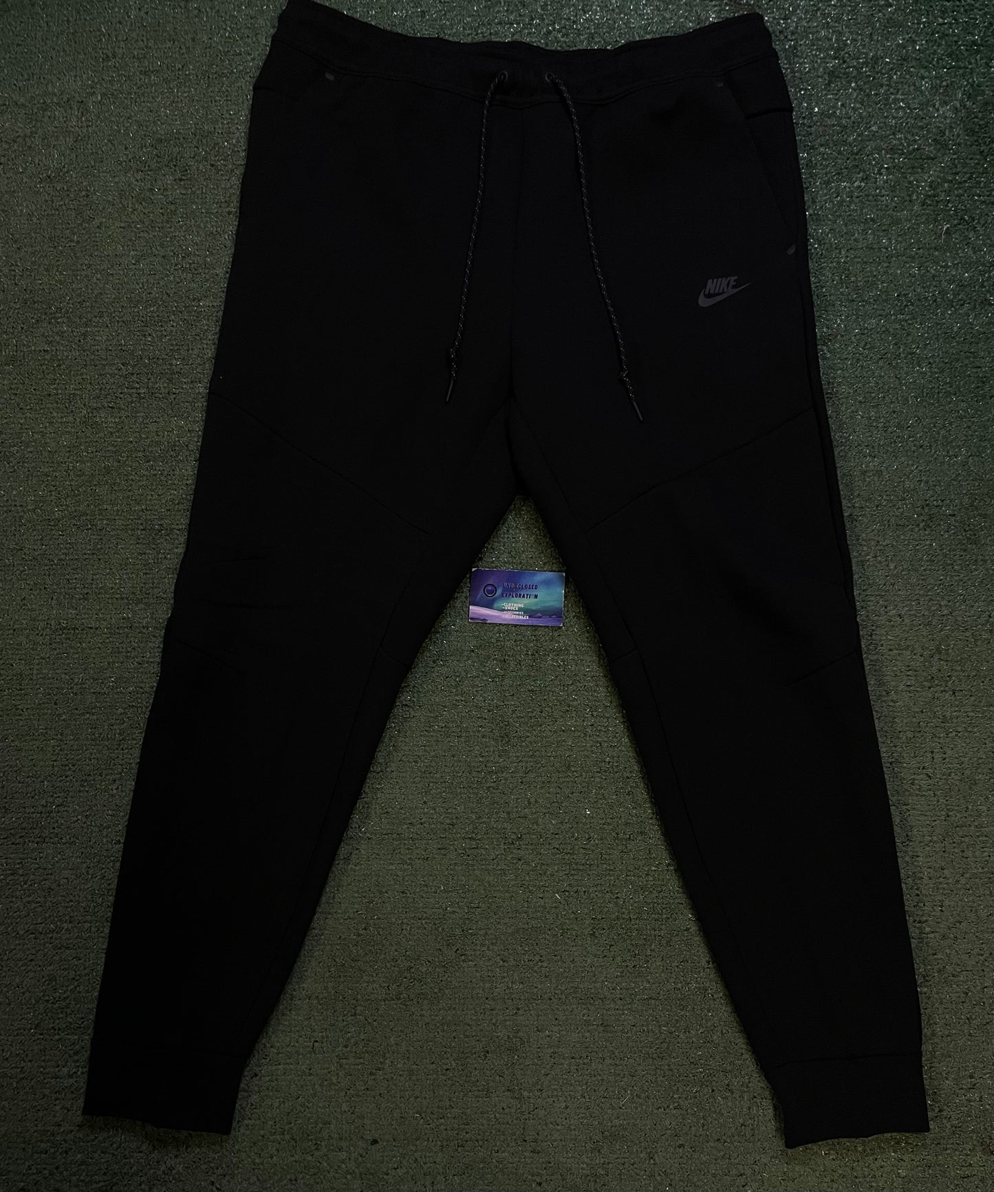 Nike tech fleece grey and black sweatsuit