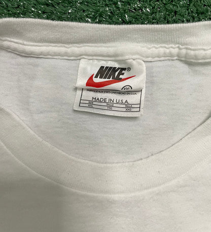 Vintage 1990s Nike center swoosh tee