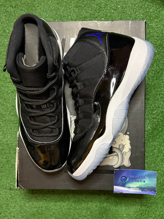 Jordan 11 Space Jam