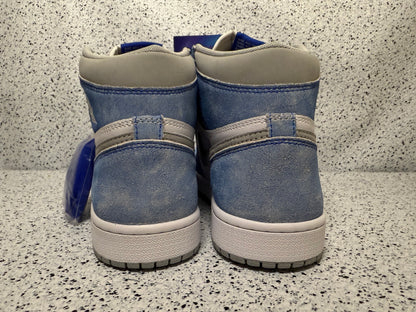 Jordan 1 Hyper Royal