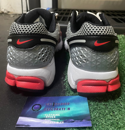 Nike Vomero 5 metallic silver university red size 7.5men/9women