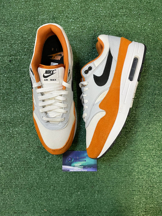 Nike Air Max 1 classic orange monarch size 10men/11.5women