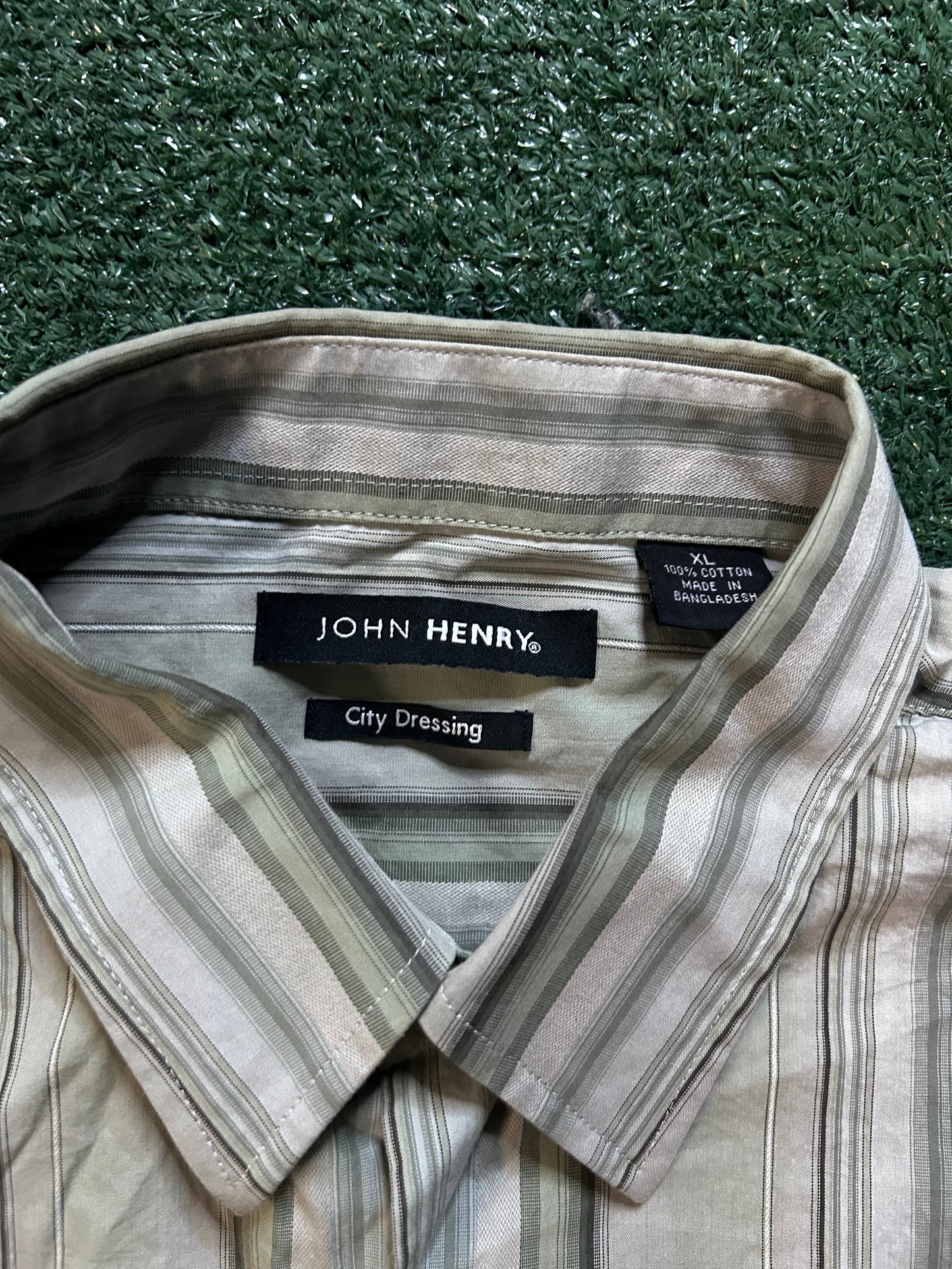 Vintage John Henry short sleeve button up shirt